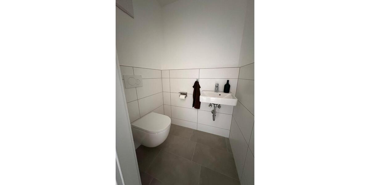 Mehrfamilienhaus, Wohnhaus Bad Friedrichshall - 3.5 Zimmer, 75 m&sup2;, 1.300&euro; | Angebot:26296302