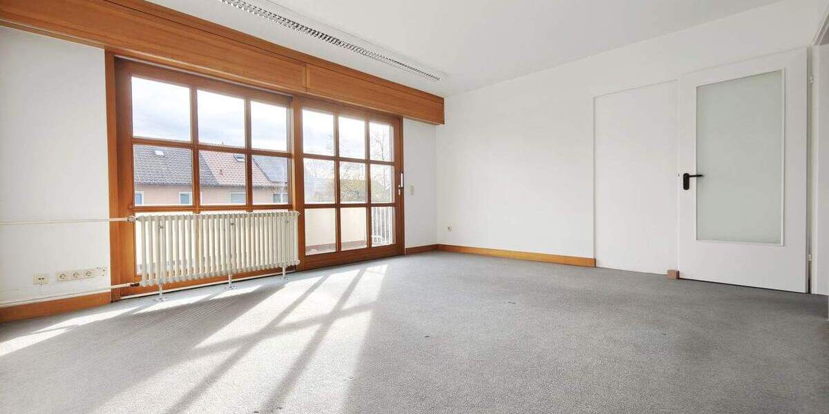 Vielfältig nutzbares 4-Familienhaus in gefragter Lage von Ludwigsburg-Pflugfelden 1 zimmer