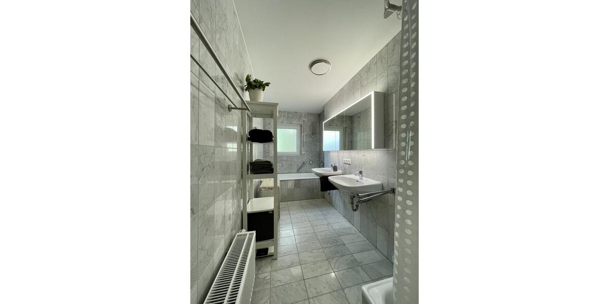 Hochparterre Ludwigsburg Eglosheim - 4 Zimmer, 92 m&sup2;, 435.000&euro; | Angebot:26790542