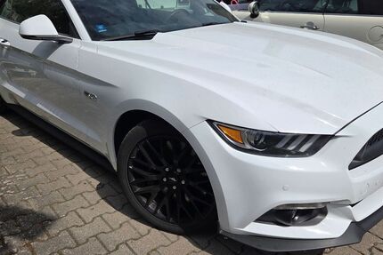 Ford Mustang 29.600 km 38.800 &euro; Untergruppenbach 74199