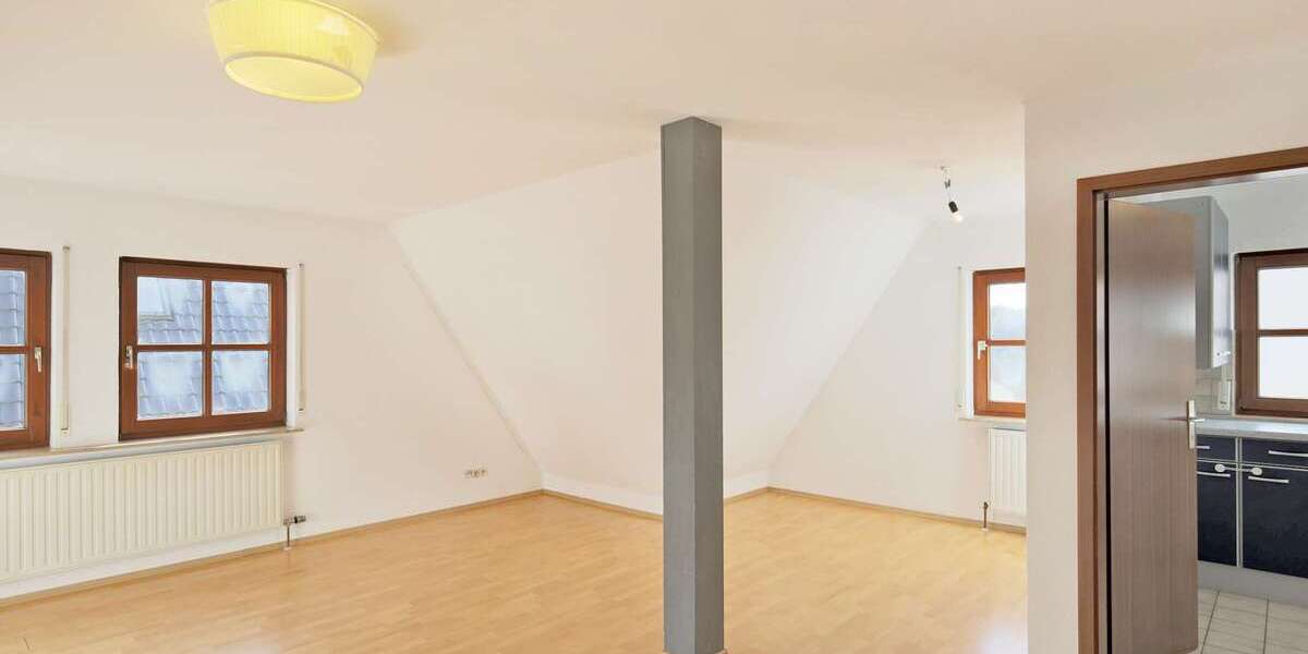 Etagenwohnung Ludwigsburg Hoheneck - 4 Zimmer, 75 m&sup2;, 250.000&euro; | Angebot:24026155