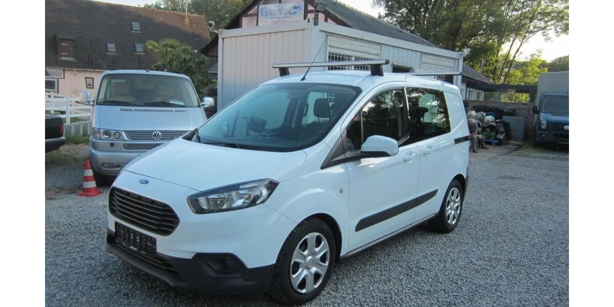 Ford Transit Courier 79.000 km 10.990 € Öhringen-Cappel 74613