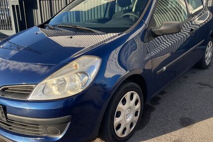 Renault Clio 225.500 km 1.790 &euro; Asperg / Stuttgart 71679