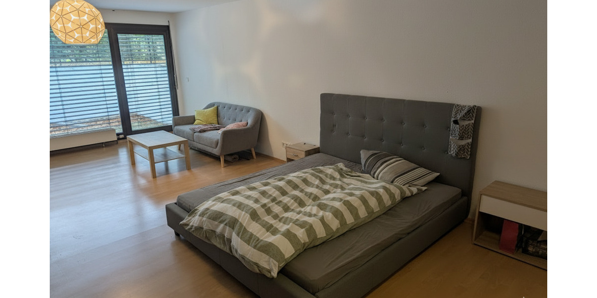 Feines Einfamilienhaus mit großer Einliegerwohnung 1 zimmer