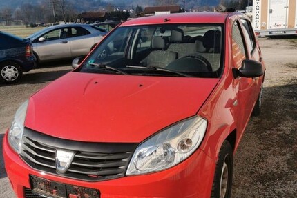 Dacia Sandero 124.000 km 1.690 € Backnang 71522