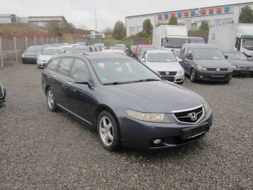 Honda Accord 344.000 km 1.890 € Öhringen-Cappel 74613