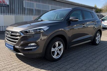 Hyundai TUCSON 165.000 km 11.999 &euro; Oedheim 74229