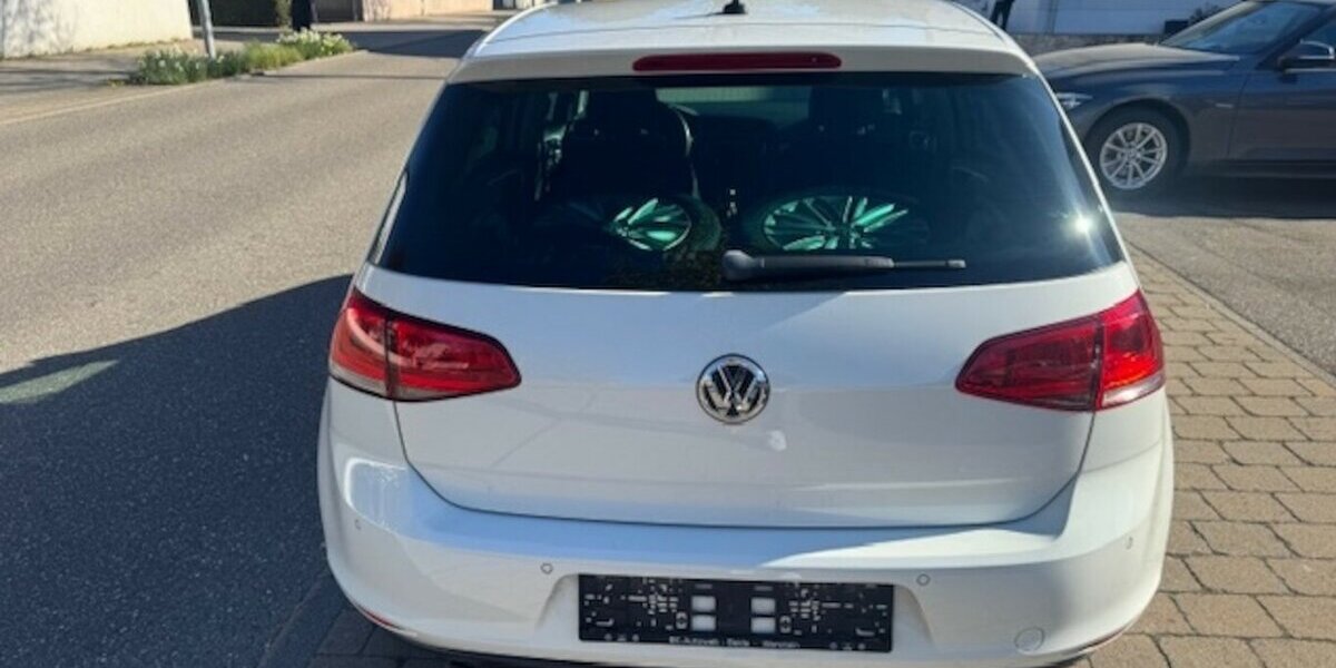 VW Golf VII 1.6 TDI Cup BMT 160.000 km 8.490 &euro; Neckarsulm 74172