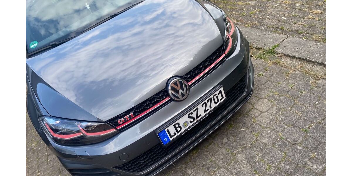 VW Golf 107.500 km 19.700 &euro; Bietigheim bissigein 74321