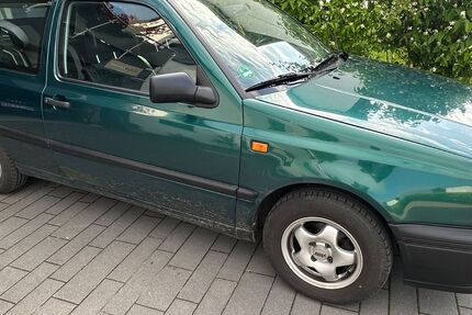 VW Golf 89.000 km 3.750 &euro; Neudenau 74861