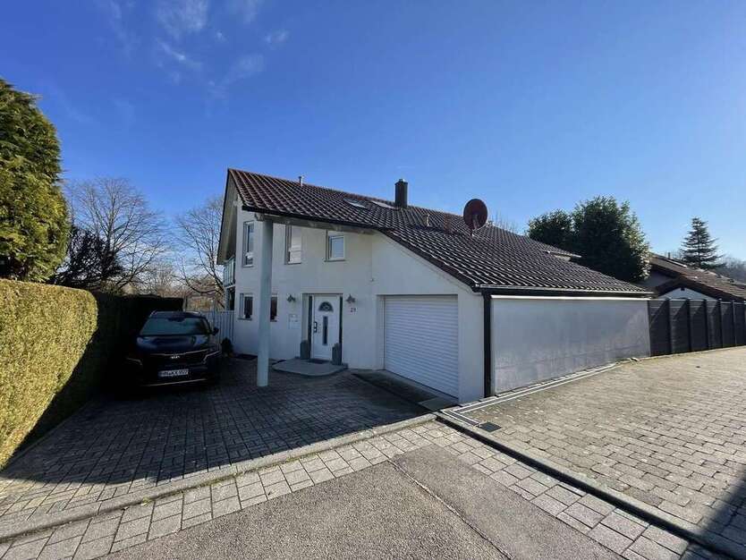 Haus zum Kaufen in Leingarten 995.000 € 250 m²