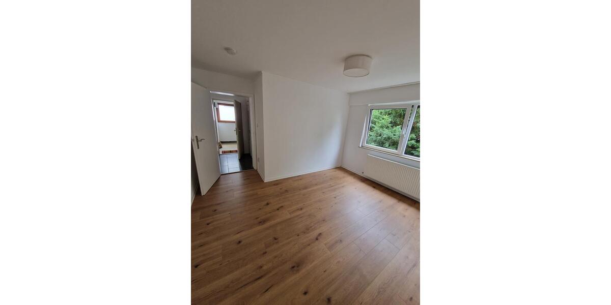 Etagenwohnung Ludwigsburg Hoheneck - 3 Zimmer, 70 m&sup2;, 289.000&euro; | Angebot:24573475