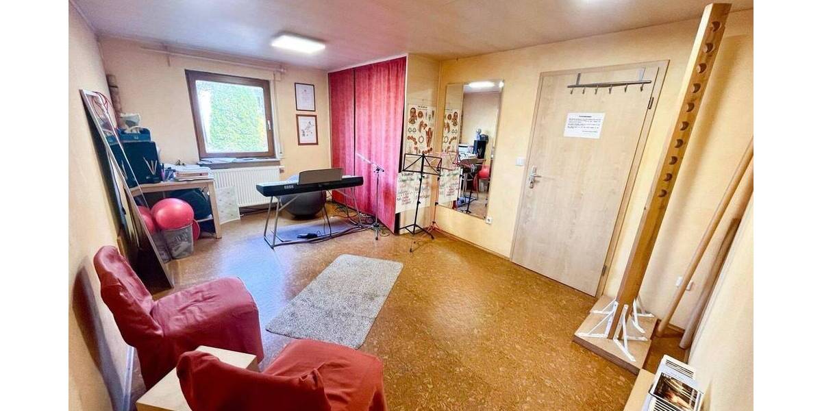 Einfamilienhaus Untersteinbach Untersteinbach - 9 Zimmer, 193 m&sup2;, 560.000&euro; | Angebot:26205714