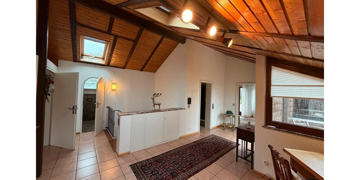 Einfamilienhaus Bietigheim-Bissingen Bissingen - 5.5 Zimmer, 210 m&sup2;, 1.800&euro; | Angebot:25393099