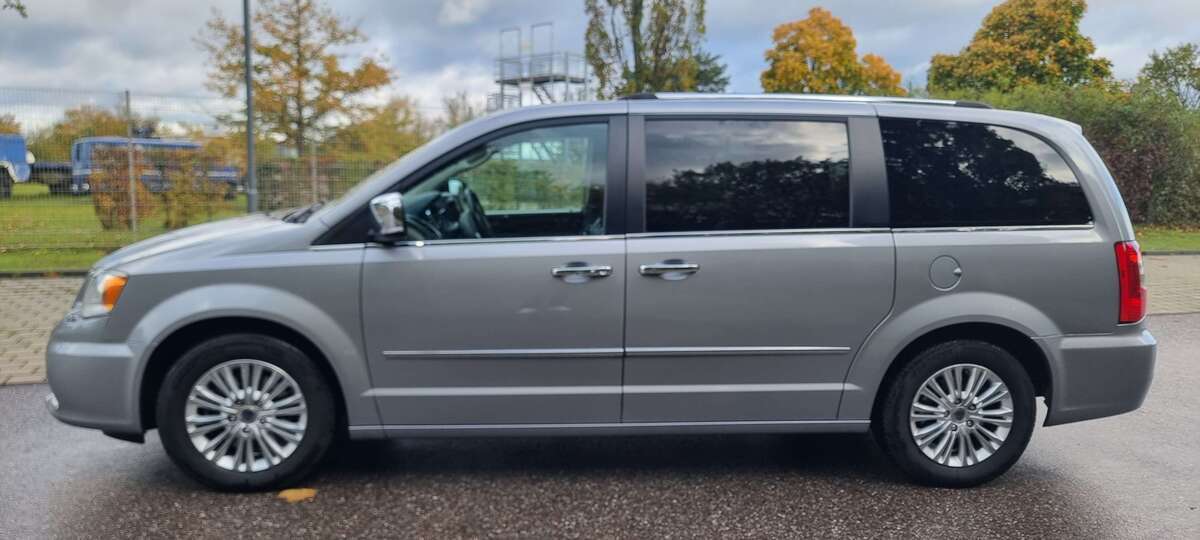 Lancia Voyager 241.000 km 14.990 € Kraichtal 76703