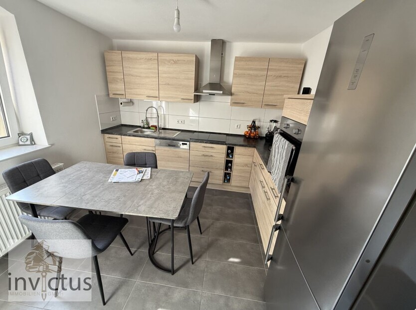 Solide vermietetes (1.678EUR kalt) Zweifamilienhaus mit modernem Komfort im Herzen von Ittlingen 4.5 zimmer