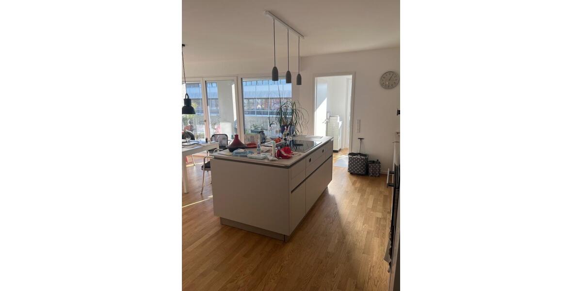 Dachgeschoßwohnung Ludwigsburg Pflugfelden - 2 Zimmer, 79 m&sup2;, 542.000&euro; | Angebot:24816037
