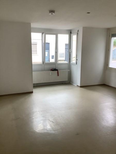 Frisch für Sie saniert – Schöne 3 Zimmer Wohnung! zimmer