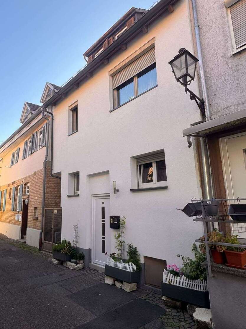 Haus zum Kaufen in Brackenheim 215.000 € 85 m² 5.5 zimmer