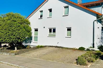 Haus Brackenheim - 4 Zimmer, 111 m&sup2;, 525.000&euro; | Angebot:26889300