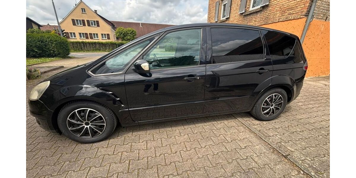 Ford S-Max 123.000 km 8.000 &euro; Sinsheim-Hoffenheim 74889