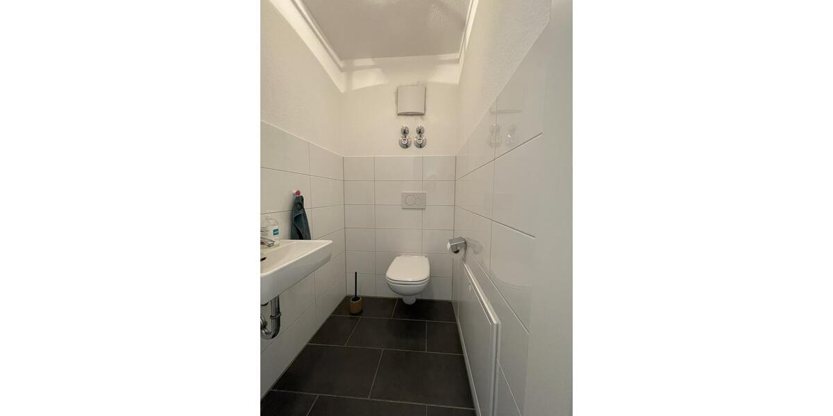 Erdgeschoßwohnung Ludwigsburg Oßweil - 3 Zimmer, 86 m&sup2;, 1.290&euro; | Angebot:26294733