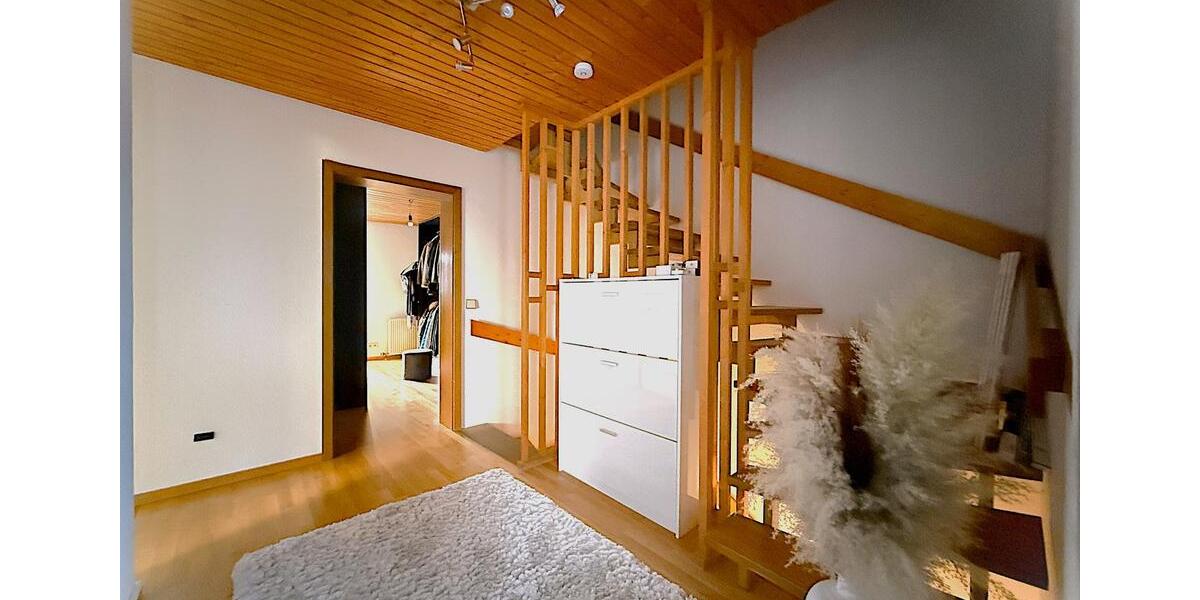 Doppelhaushälfte Gundelsheim - 4.5 Zimmer, 124 m&sup2;, 429.000&euro; | Angebot:26040105