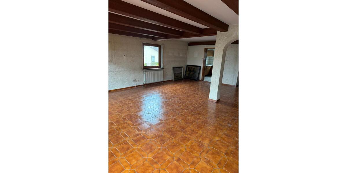Doppelhaushälfte Neckarsulm - 8 Zimmer, 133 m&sup2;, 485.000&euro; | Angebot:26727353