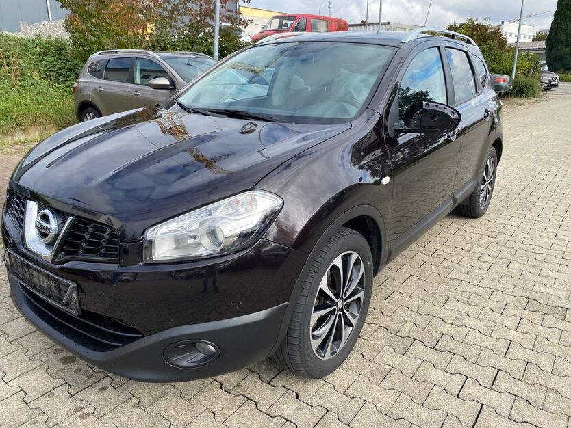 Nissan Qashqai 240.900 km 5.690 € Leingarten 74211