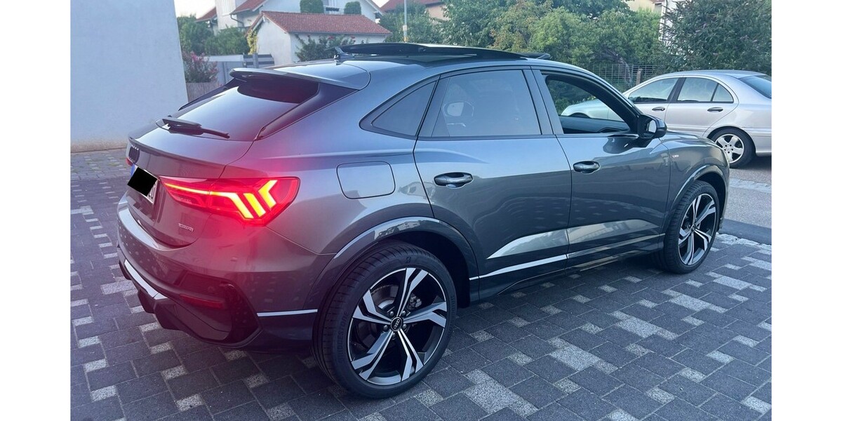 Audi Q3 7.500 km 53.900 &euro; Bad Friedrichshall 74177
