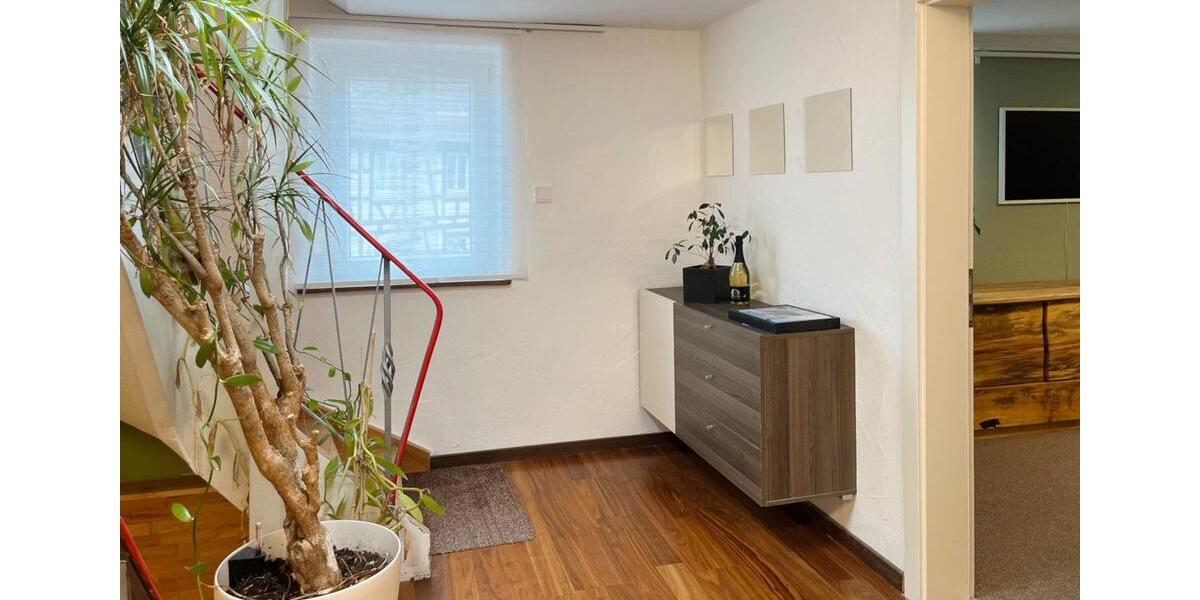 Doppelhaushälfte Neuenstein - 6 Zimmer, 108 m&sup2;, 1.440&euro; | Angebot:26463064