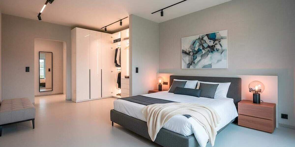 Mehrfamilienhaus, Wohnhaus Ludwigsburg Mitte - 8 Zimmer, 229 m&sup2;, 995.000&euro; | Angebot:24278206