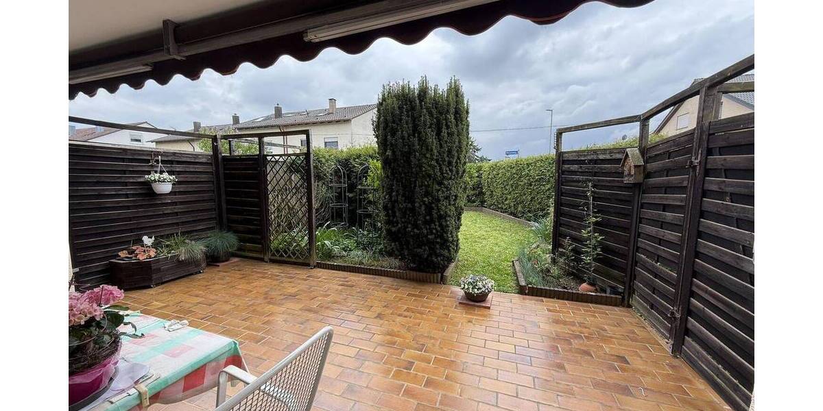 Reihenendhaus Massenbachhausen - 6 Zimmer, 143 m&sup2;, 345.000&euro; | Angebot:26318734