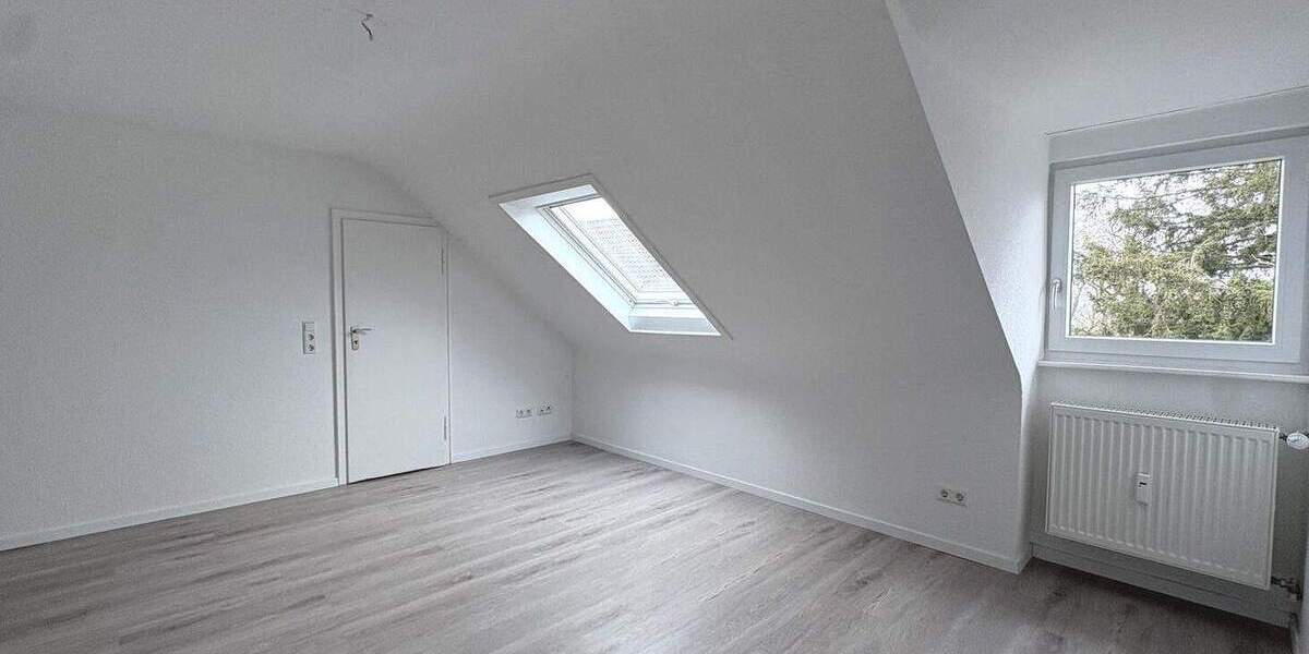 Etagenwohnung Ludwigsburg Nord - 4 Zimmer, 108 m&sup2;, 1.510&euro; | Angebot:24811564