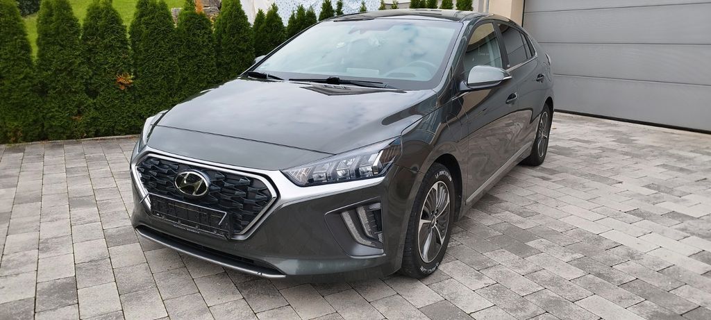Hyundai IONIQ 86.000 km 15.800 € Neuenstein 74632