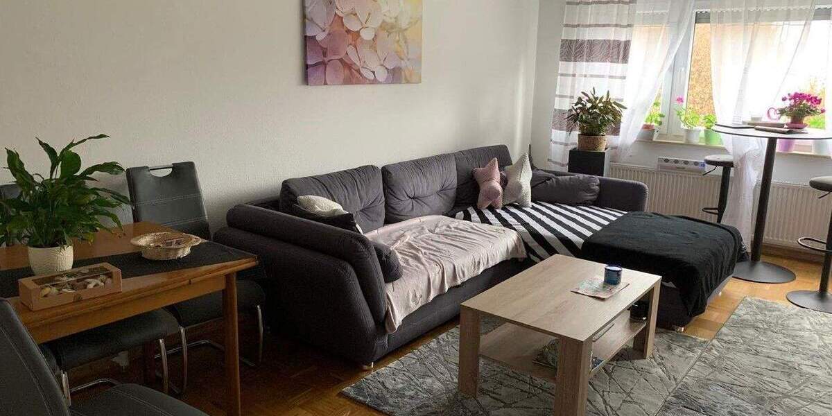 Attraktive 2-Zimmer-Wohnung mit Balkon, EBK, Stellplatz, Keller in Heilbronn-Horkheim 2 zimmer