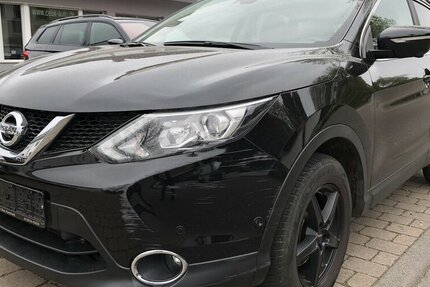 Nissan Qashqai 1.6 dCi Tekna 132.000 km 7.990 &euro; Neckarsulm 74172