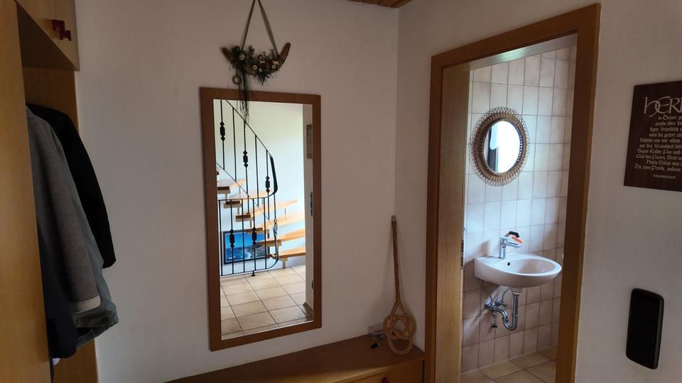 Zweifamilienhaus 238m² im Grünen, Glasfaser, Scheune
