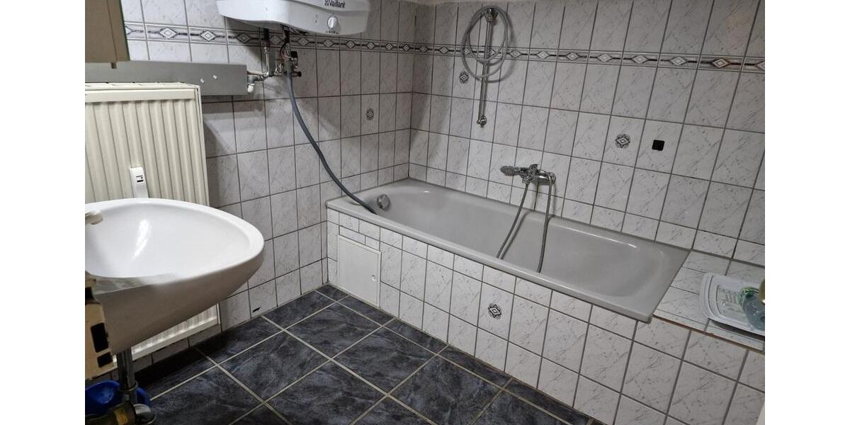 Erdgeschoßwohnung Heilbronn Böckingen - 1 Zimmer, 15 m&sup2;, 380&euro; | Angebot:24444683