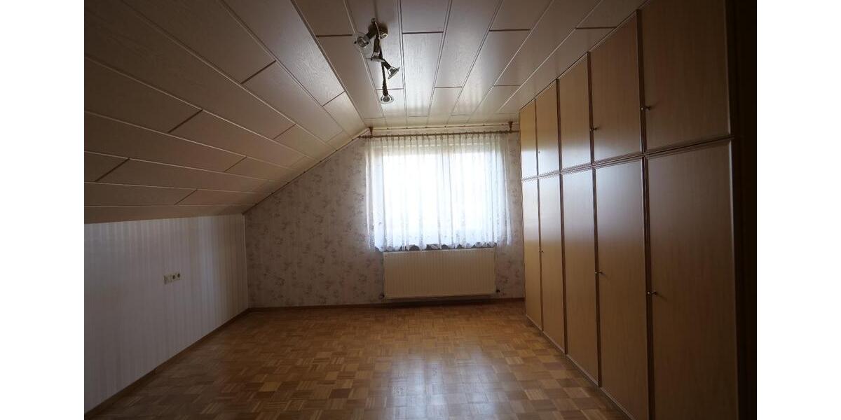 Einfamilienhaus Pfedelbach - 5 Zimmer, 187 m&sup2;, 495.000&euro; | Angebot:26948142