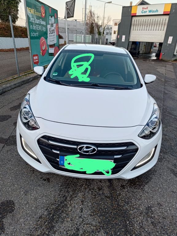 Hyundai i30 174.000 km 7.300 € Tamm 71732