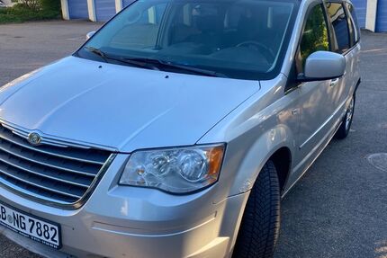 Chrysler Grand Voyager 298.000 km 2.900 &euro; Ludwigsburg, Württ (Mitte) 71634
