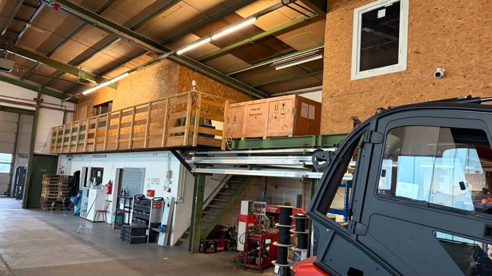 Gewerbehalle für Lager, Produktion oder Logistik zimmer