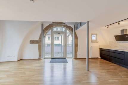 Wohnung Bönnigheim - 2 Zimmer, 107 m&sup2;, 1.180&euro; | Angebot:25106882
