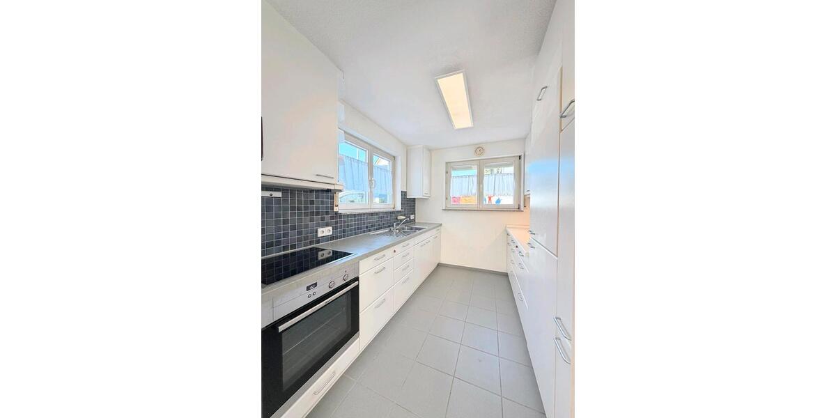 Etagenwohnung Kirchheim am Neckar - 4 Zimmer, 76 m&sup2;, 990&euro; | Angebot:26341195