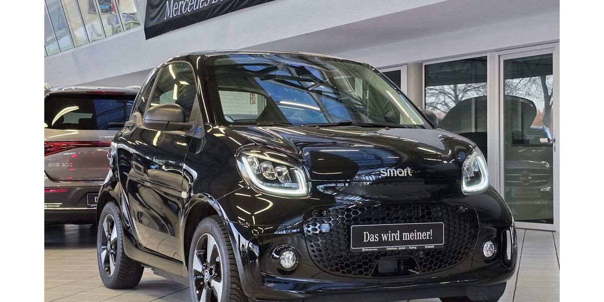 Smart ForTwo 16.243 km 17.450 € Asperg 71679