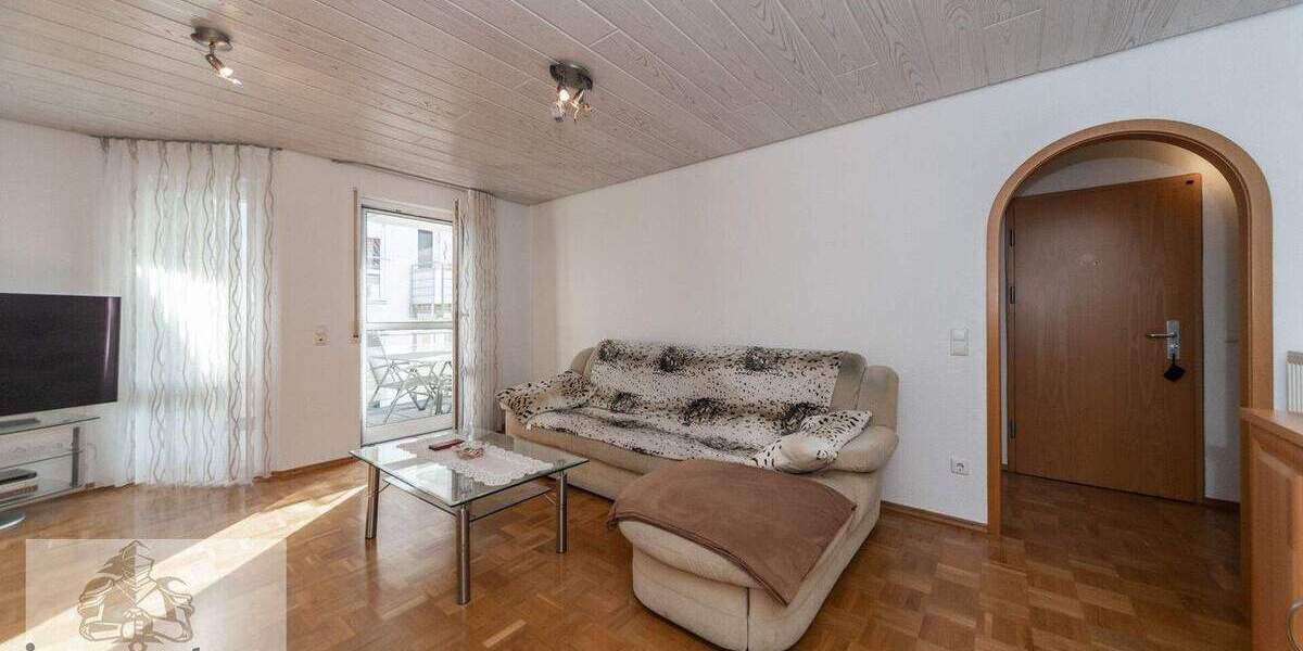 Zentrale Lage trifft coole und stilvolle 3-Zim.-Whg. mit Sonnenbalkon und TG-Stellpl. in HNBiberach 3 zimmer