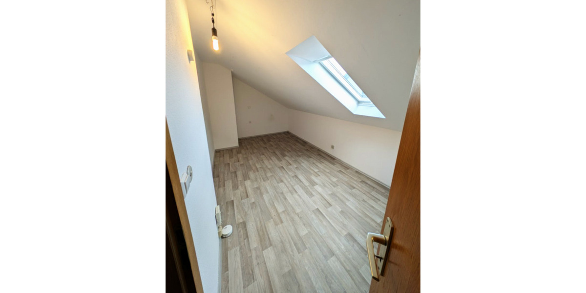 Doppelhaushälfte Leingarten - 4 Zimmer, 135 m&sup2;, 449.000&euro; | Angebot:25099209