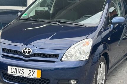 Toyota Corolla Verso 93.287 km 6.450 &euro; Neuenstadt am Kocher 74196