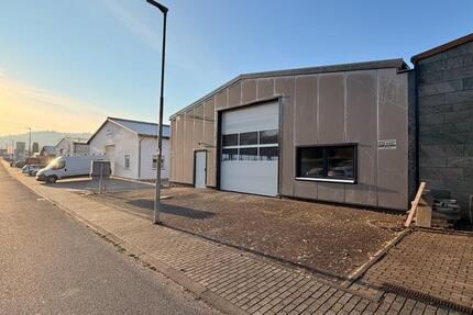 Neubauhalle mit Tor & Top-Ausstattung – flexibel nutzbar! zimmer